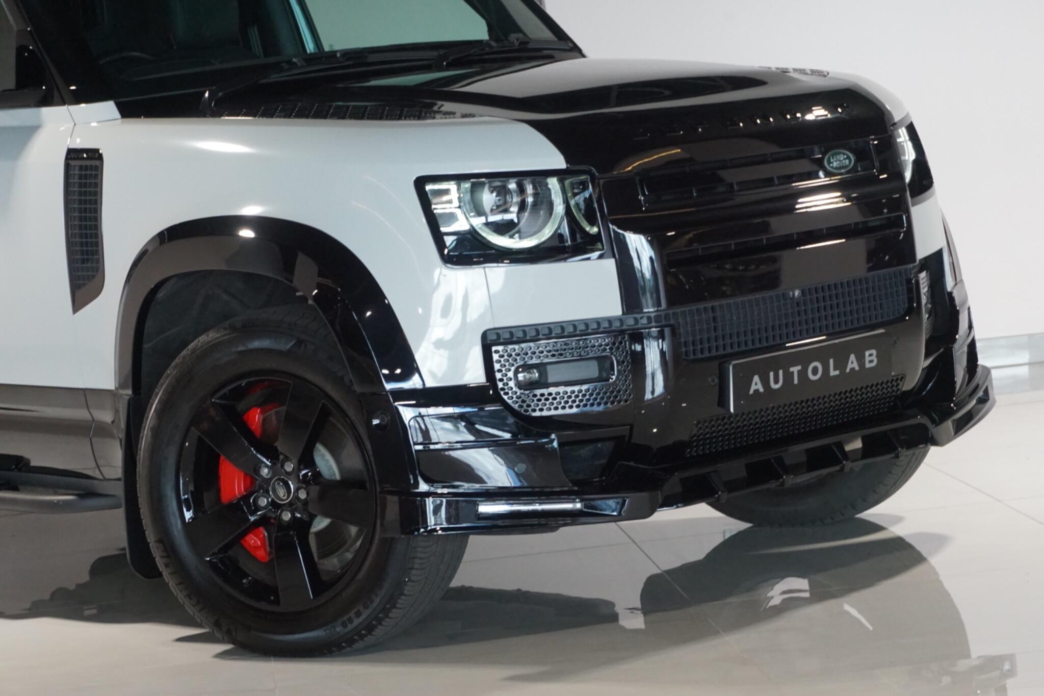 Land Rover Defender 90 3.0 D300 MHEV X-Dynamic HSE Hard Top SUV 3dr Diesel Auto 4WD SWB Euro 6 (s/s) (300 ps)